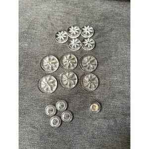 Vintage Etched/Carved Decorative Plastic Button Flower‎ Motif Lot